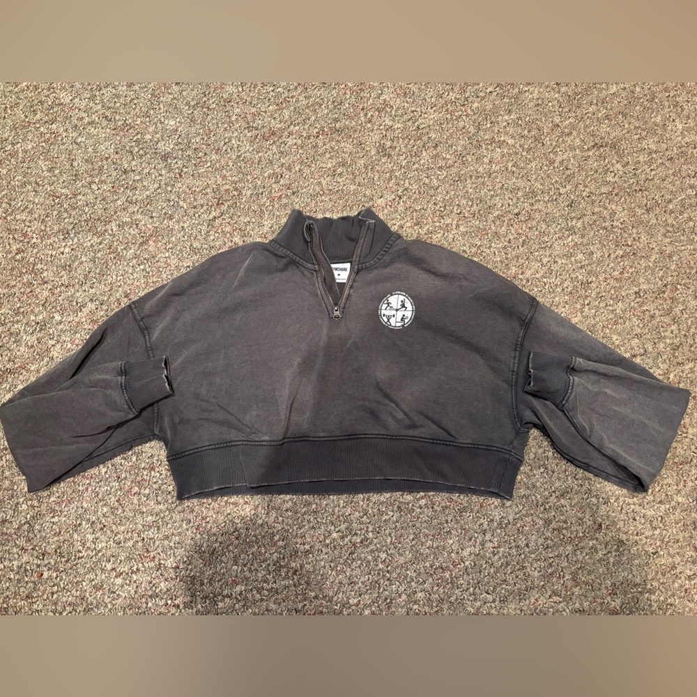 Gymshark Charcoal Gray Quarterzip Cropped Sweatshirt